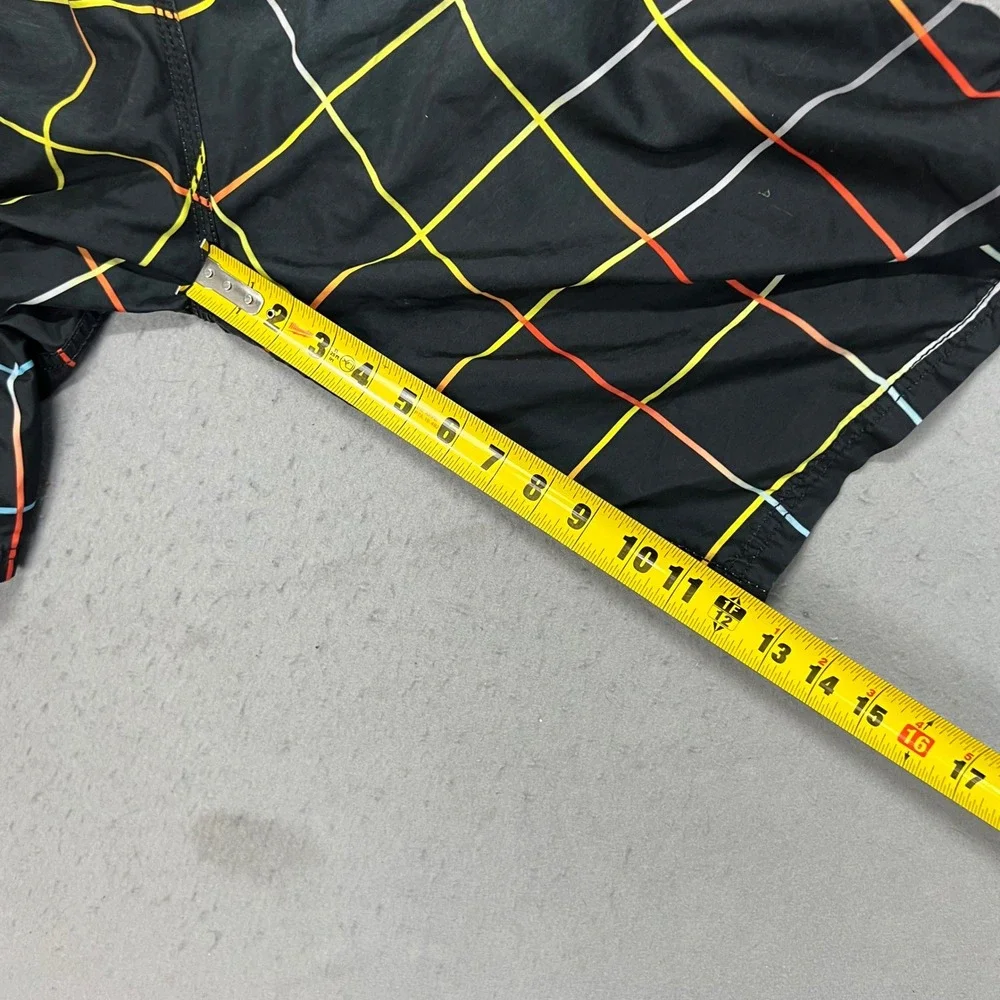 Reef Mens Board Shorts Size 38 Black Multi Color Grid Plaid Surf Swim Trunks‎